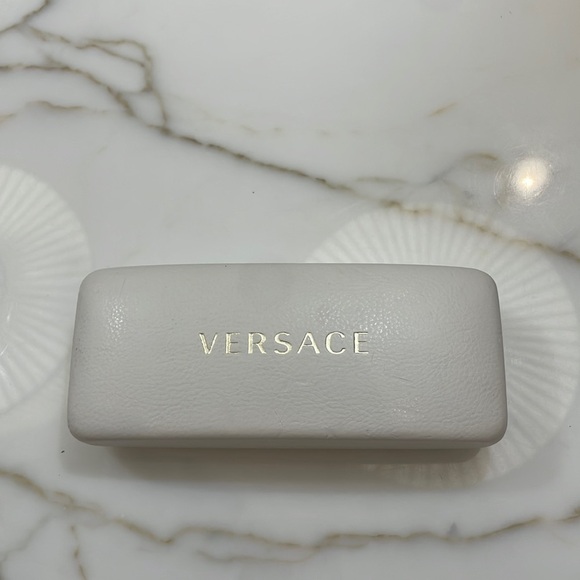 Versace Glasses/Sunglasses White Case—AUTHENTIC!  Great Preowned Condition! - Picture 1 of 8
